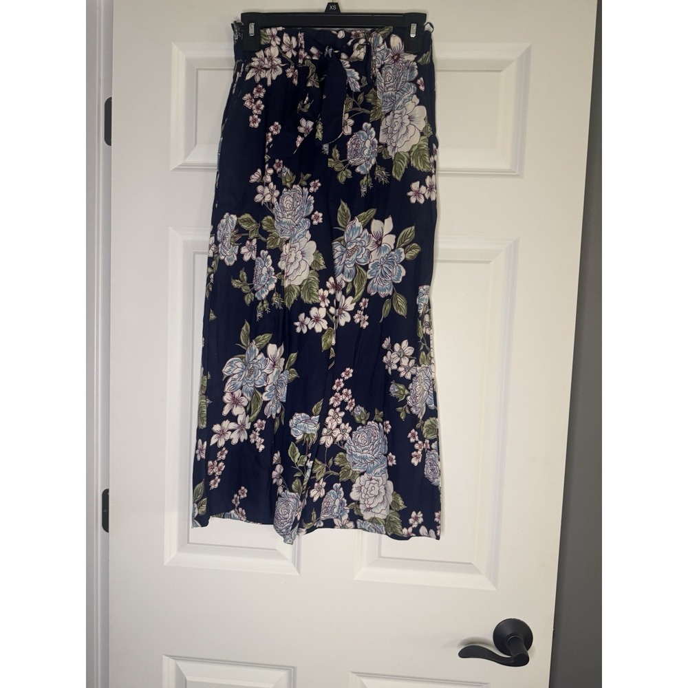 Angie Flowy Wide Leg Cropped Pants W Belt Small Navy With Multicolor Floral